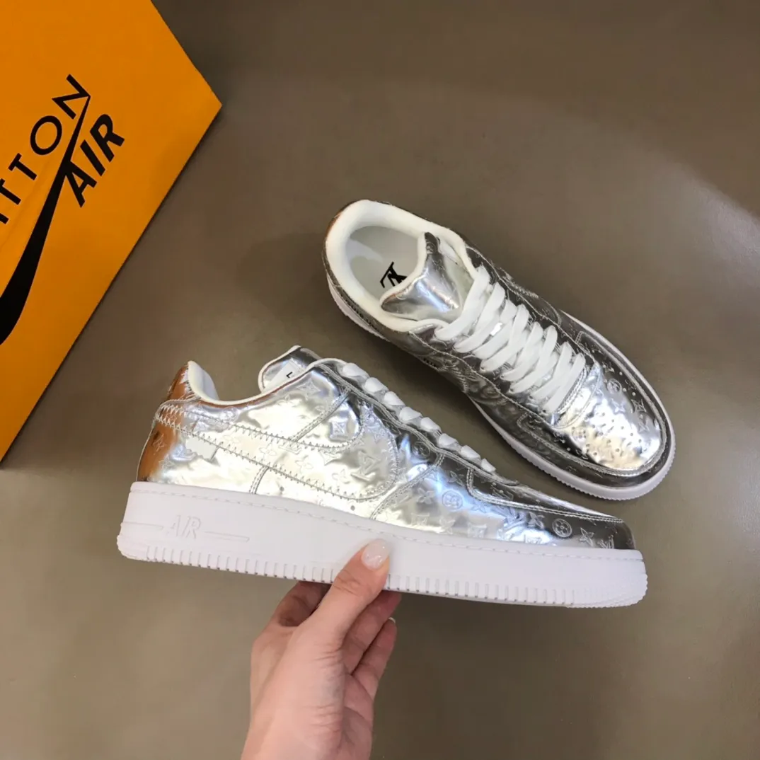 Men's shoes 💰p440 "*OUIS *UITTO*" x OFF-WHITE x Nike tripartite collaboration! Trendy and cool men's casual sports shoes with unrivaled color matching. The design idea basically continues the style of THE TEN. The Swoosh line and tongue label have a very familiar visual effect and are both fashionable and trendy! A must-have for fashionistas! The effect on your feet is absolutely stunning! Size: 38-45